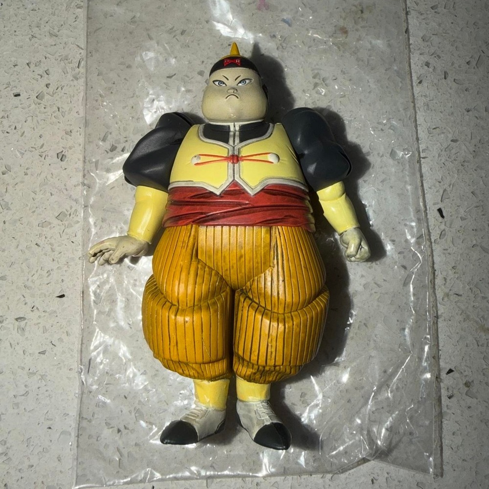 Dragon Ball Z - Android 19 action figure Yellow‎ with black and red accents
